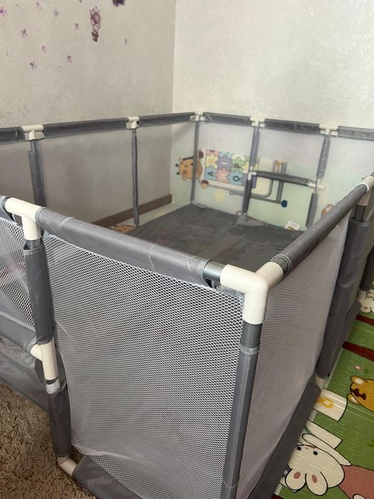Продам Манеж детский