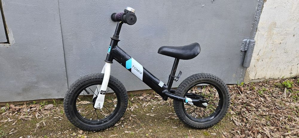 Детский беговел,  веллосипед