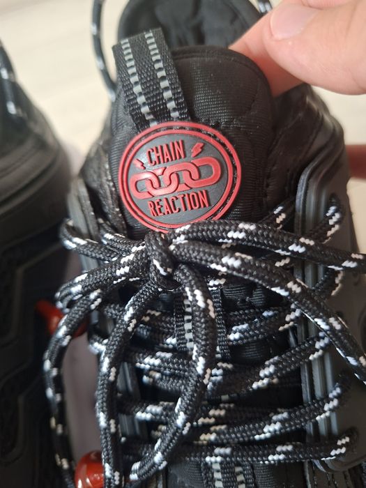 Versace Chain Reaction