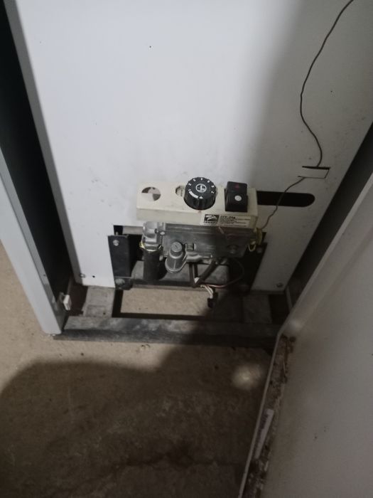 Аристон туси ак жасап тур