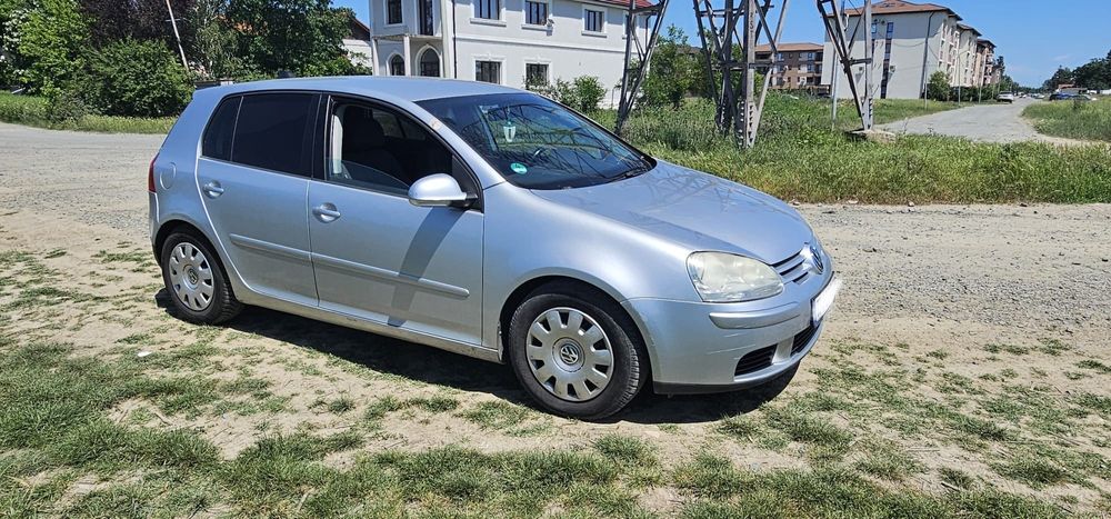 Golf 5 1.6 benzina