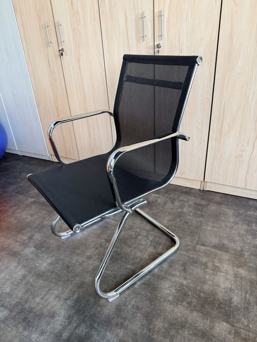 Mobilier aproape GRATIS!!!