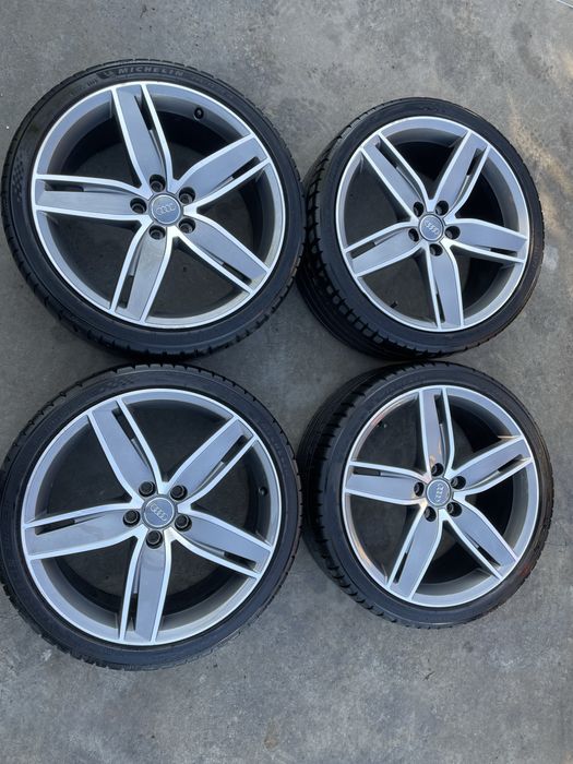 Оригинални джанти с гуми за Audi A3 / S3 / RS3