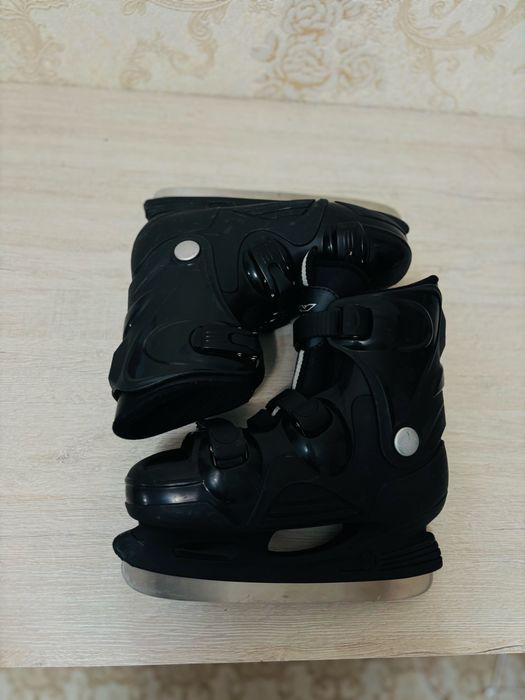 Продам коньки,размер 39-40