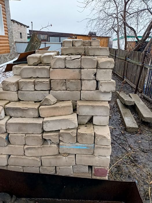 Продам селиктаный кирпич полторашка