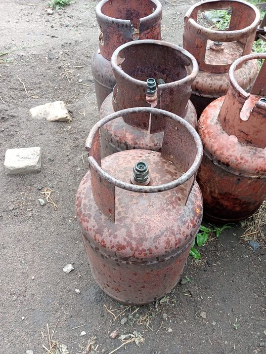 Газовые баллоны на 27л пустые