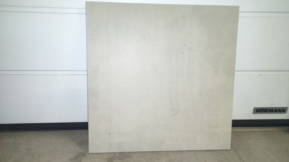 Продавам гранитогрес за двоен под 2см дебелина