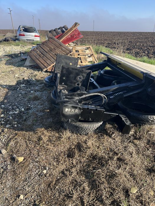 Продавам падащ борд