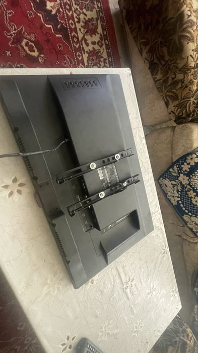 Televizor de vanzare