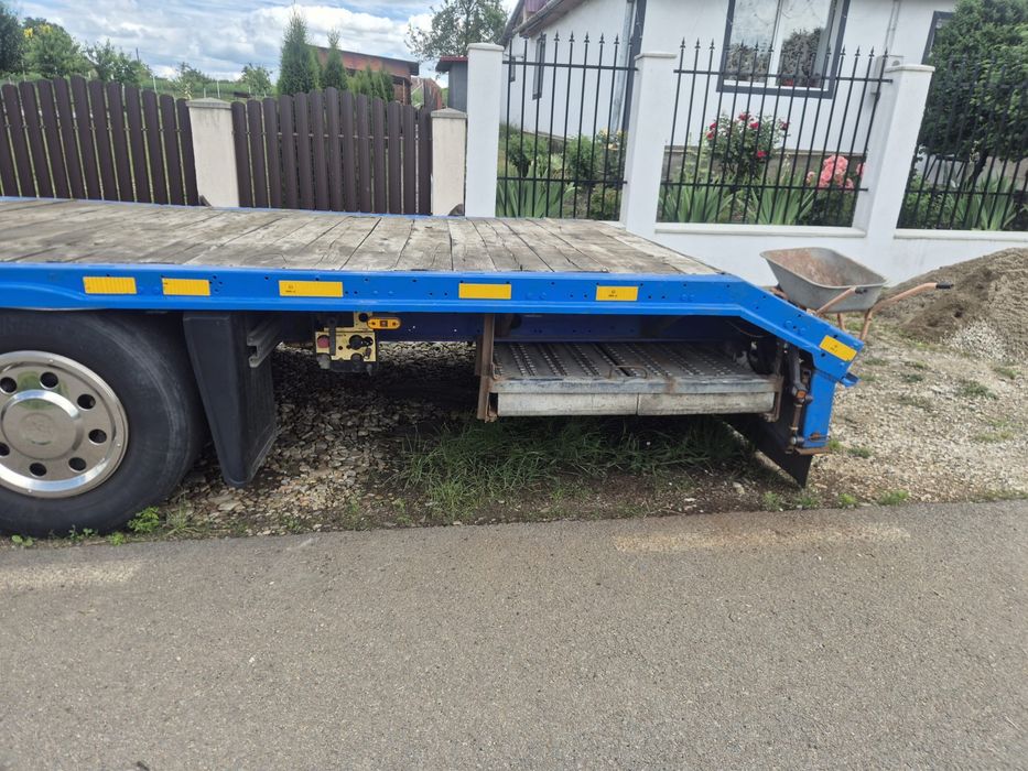 Vând platformă Mega