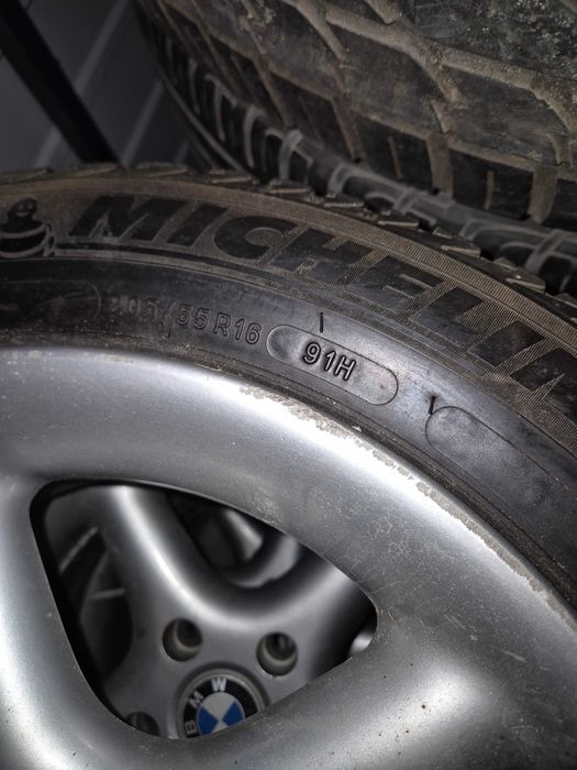 cauciguri cu genti  de aluminium original BMW