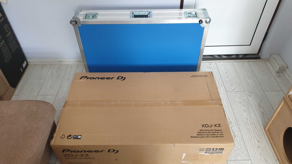 Продавам Pioneer XDJ XZ