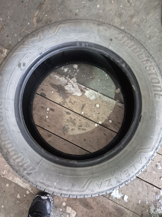 Продам шины б/у Бриджстоун