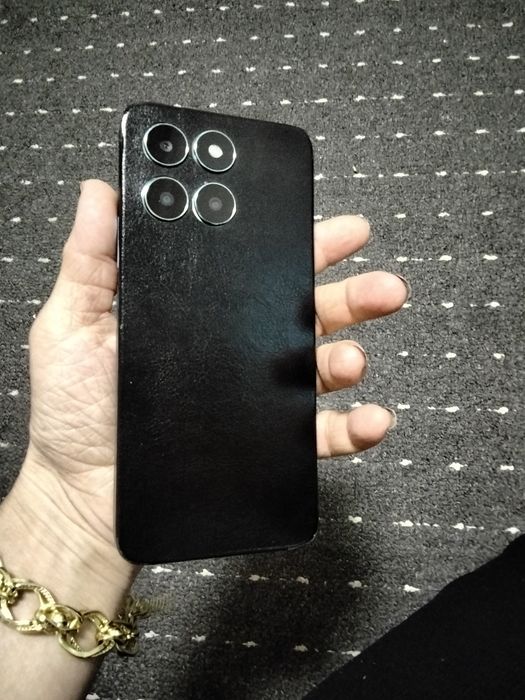 HONOR X6a Продаётся