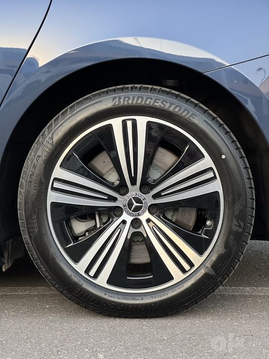 Mersedes Benz EQE 500 4Matic 2025 Седан