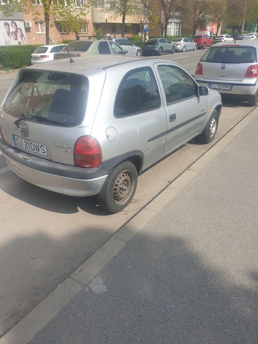 Vând Opel CORSA 1500 lei