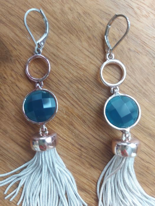 Обеци различни видове