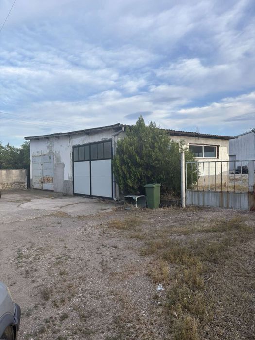Продава се Склад в Хасково, Болярово - 847 кв.м за 193 €/кв.м - Снимка #1