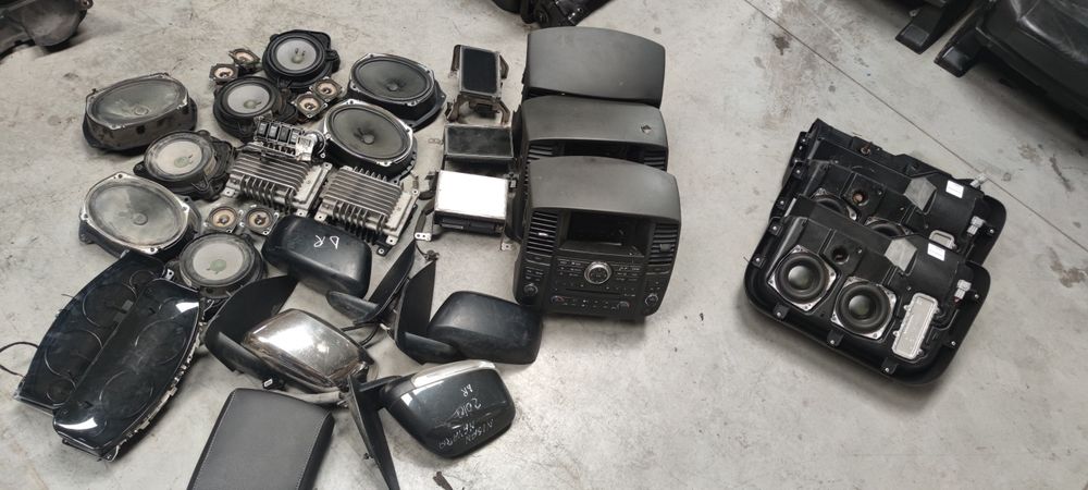 Scaun bancheta fete usi interior nissan navara pathfinder