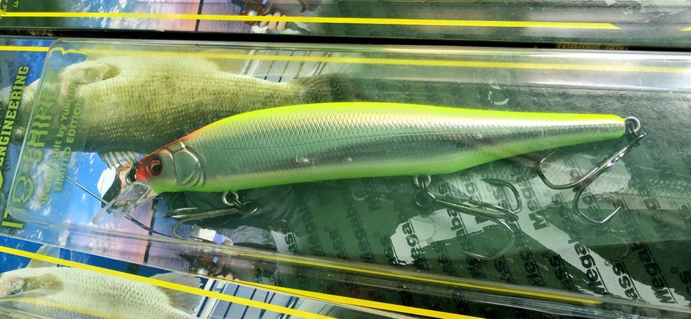 Vând 5 voblere Megabass Ito Shiner