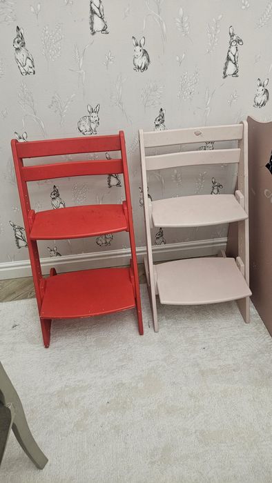 Продам 2 стула в детскую