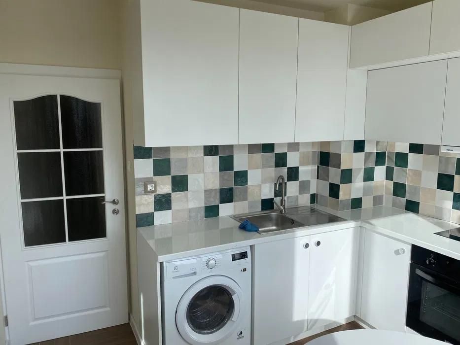 Дава се под наем Двустаен апартамент в София, Зона Б-5 - 90 кв.м за 600 € - Снимка #5