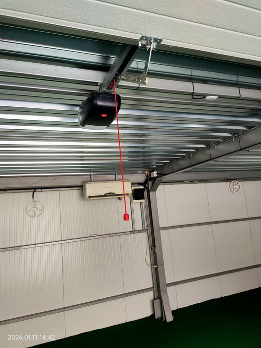 Hală, spații de închiriat.