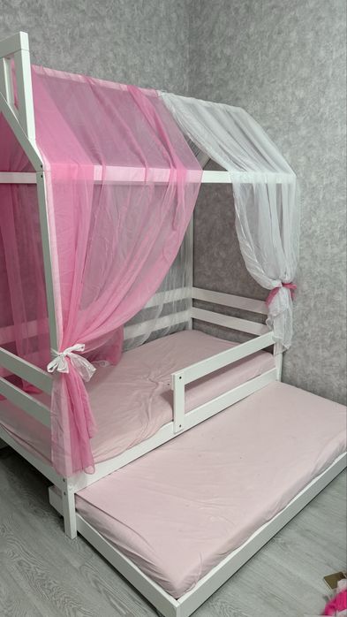 Продается кровать домик