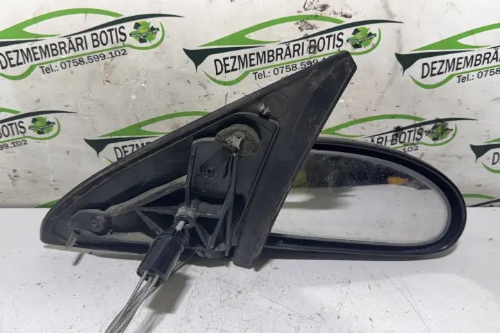 Oglinda dreapta manuala Ford Focus 2001 1.6 MT (101 hp)