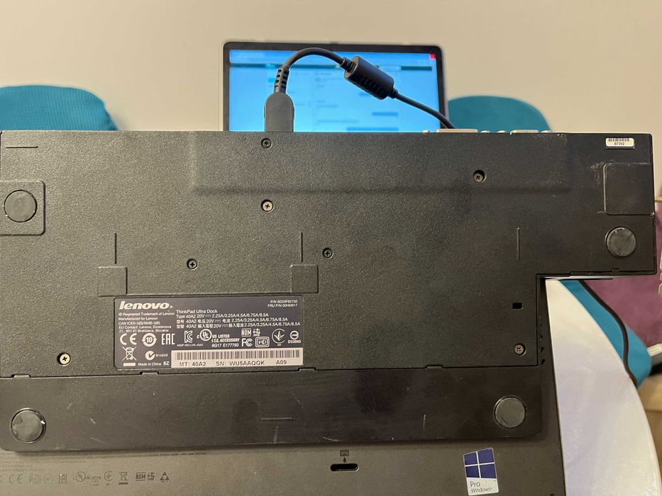 Docking Station IBM Lenovo ThinkPad Ultra Dock 40A2 P/N 00HM917