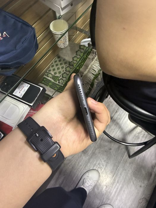 Iphone 8+ holati ideal