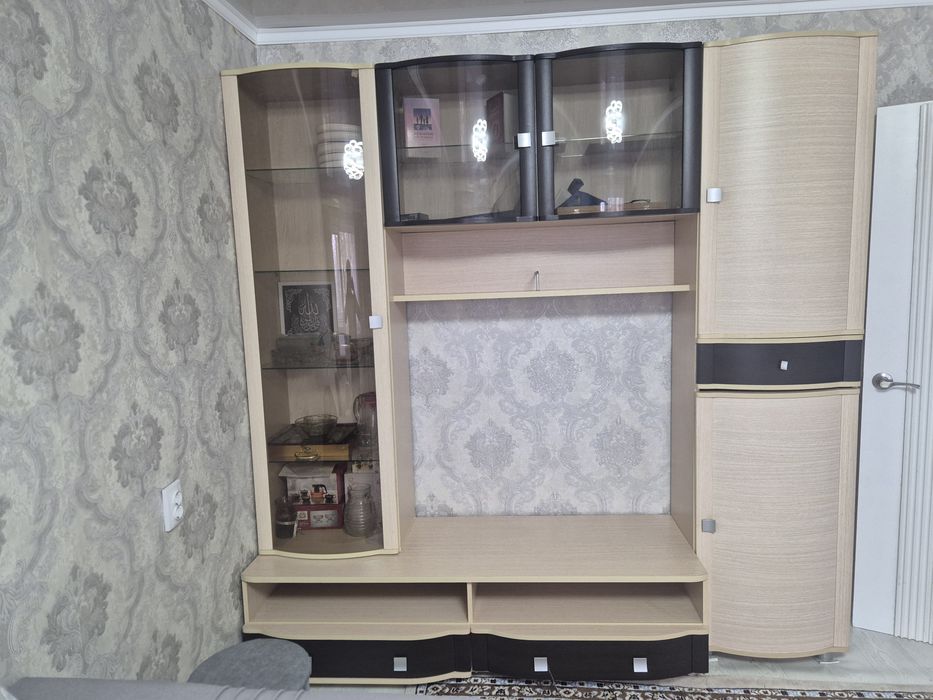 Шкаф для стенки гостиной