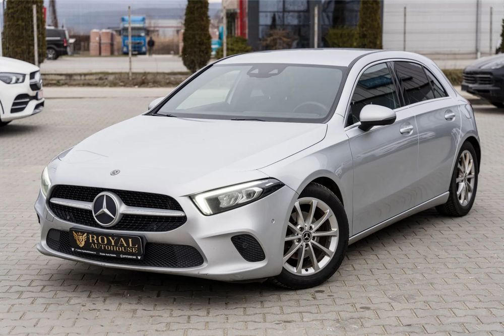 Mercedes-Benz A 180 Garantie, Lumini ambientale, Moduri condus, Virtual cockpit, LED