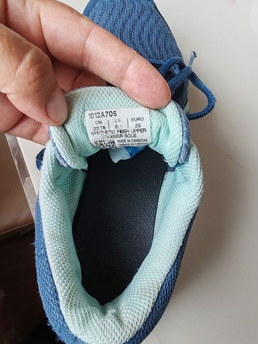 Маратонки на asics patriot 36номер