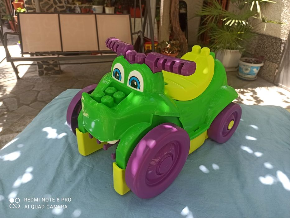 Детска кола за возене