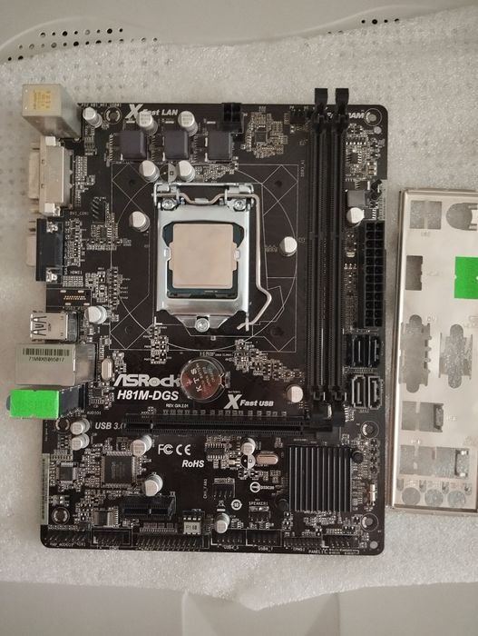 Комплект Материнская плата ASRock H81M-DGS + Процессор Core i3-4130 LG