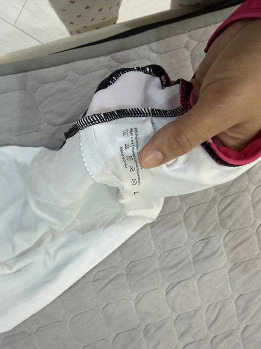 Новый Купальник слитный