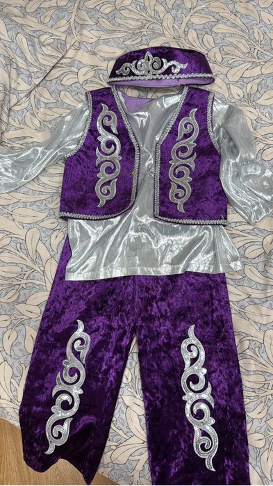 Продам костюм народный