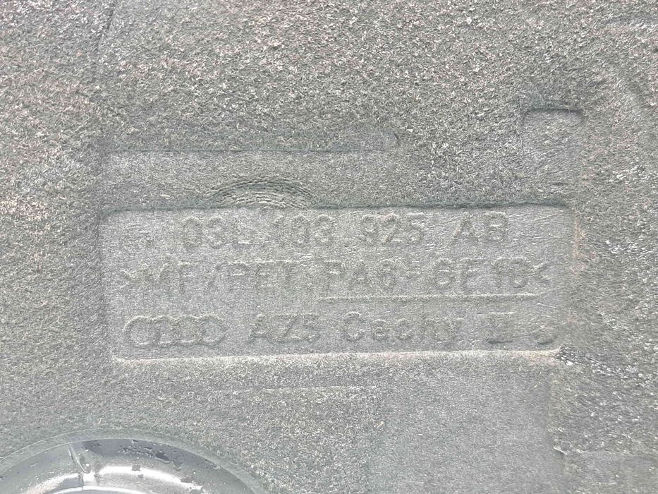 Capac motor  AUDI A6 (4G5, C7) [Fabr 2011-2017] 03L103925AB 2.0 TDI CG