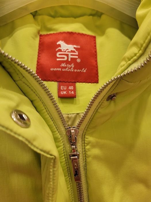 Куртка женская или на девочку