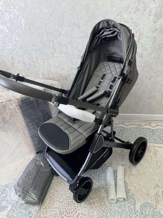 Продам коляску Kidilo новая