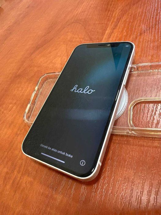 Продам iPhone 12 mini, 64 гб