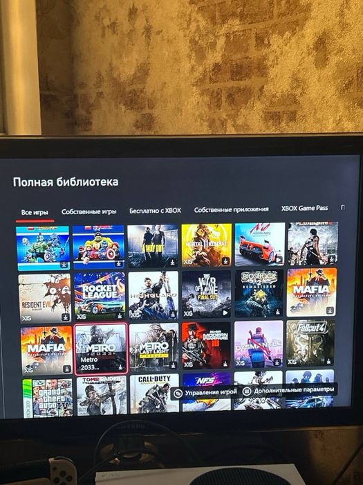 Xbox series s с 2 джойстиками