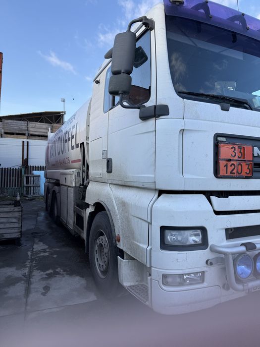 Vând MAN TGA  CISTERNĂ, 5 compartimente 5000/4000/5000/3000/2600,ceas sening  si imprimanta , doua role de furtun  45 de metri fiecare