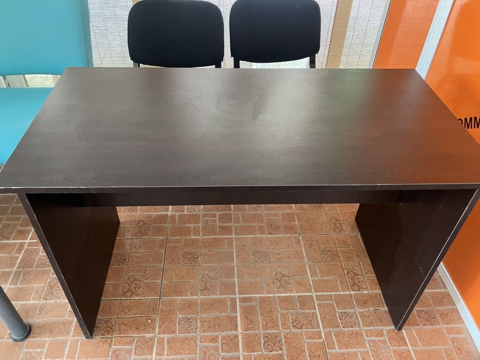 Офис мебел бюро, офис стол,диван, маса,посетителски столове