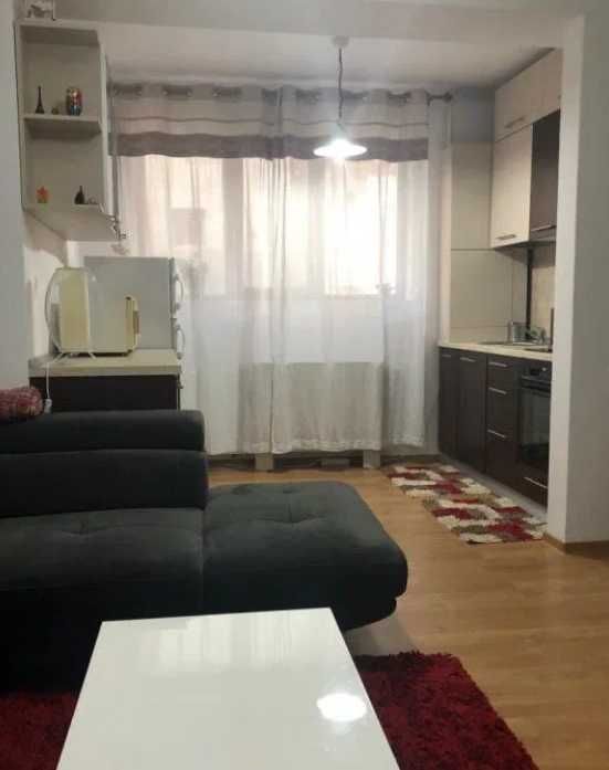 Дава се под наем Едностаен апартамент в Пловдив, Изгрев - 28 кв.м за 137.7 € - Снимка #1