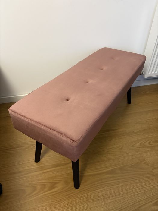 Banca roz tapitata cu catifea de vanzare