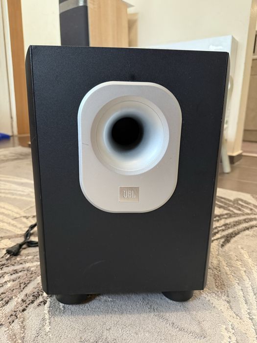 JBL 8” Subwoofer Активен SUB200/230