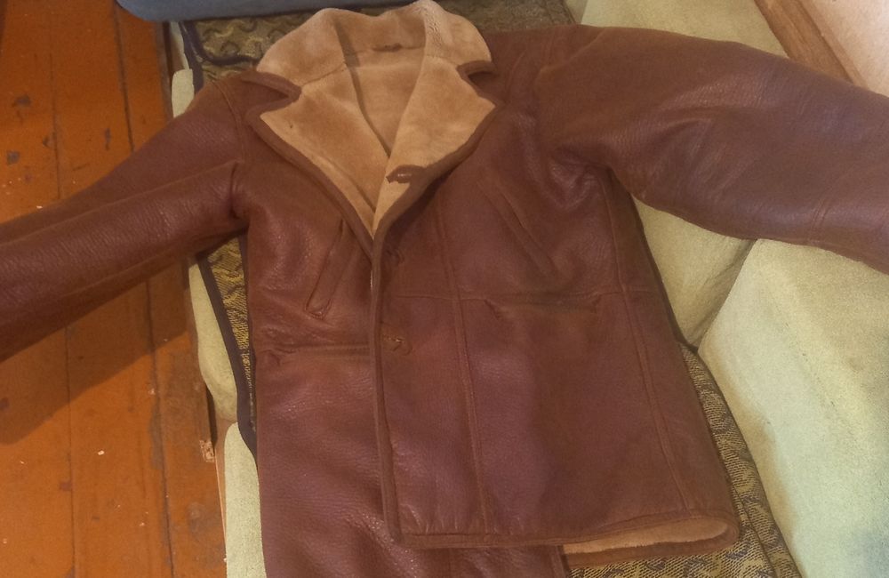 Продам дублёнку.