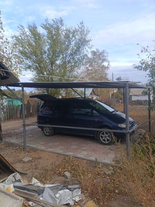 Продам дачу в цветущем саду.